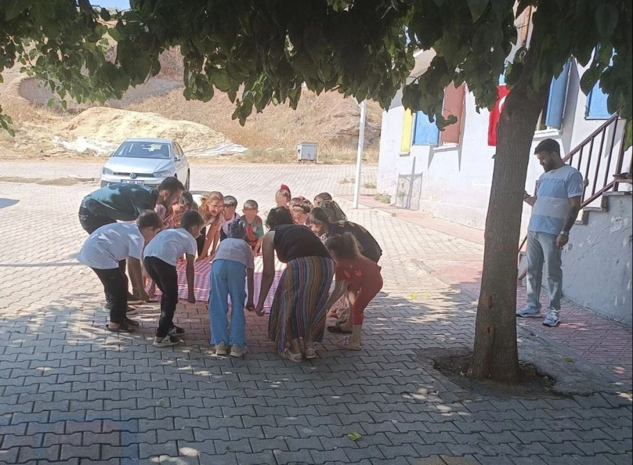 Narin Güran'ın okul arkadaşları için MEB harekete geçti: Duygularını paylaşmaları sağlandı - 1. Resim