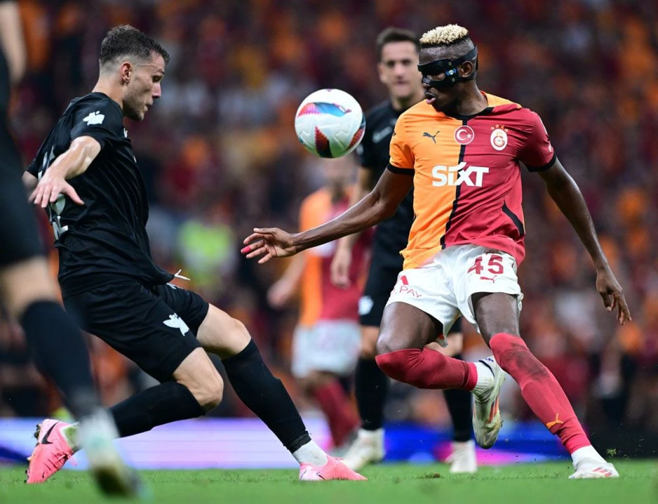 Osimhen Galatasaray taraftarına sosyal medyadan mesaj yolladı - 1. Resim