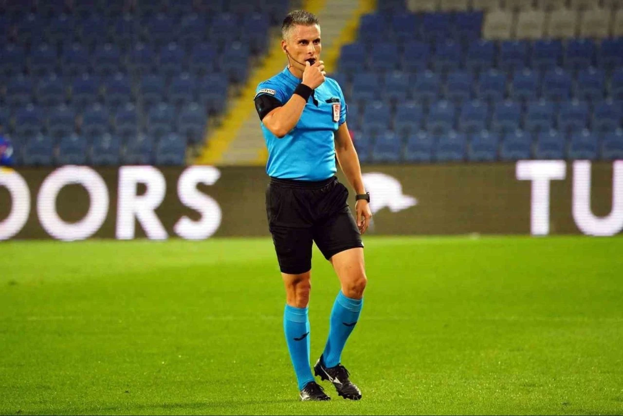 Trabzonspor-Beşiktaş maçının VAR hakemi Sarper Barış Saka karnesi - 1. Resim