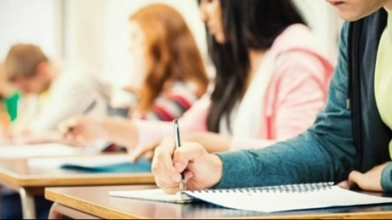 VGM ortaöğrenim burs başvuruları 1-15 Ekim 2024 tarihlerinde yapılacak - 1. Resim