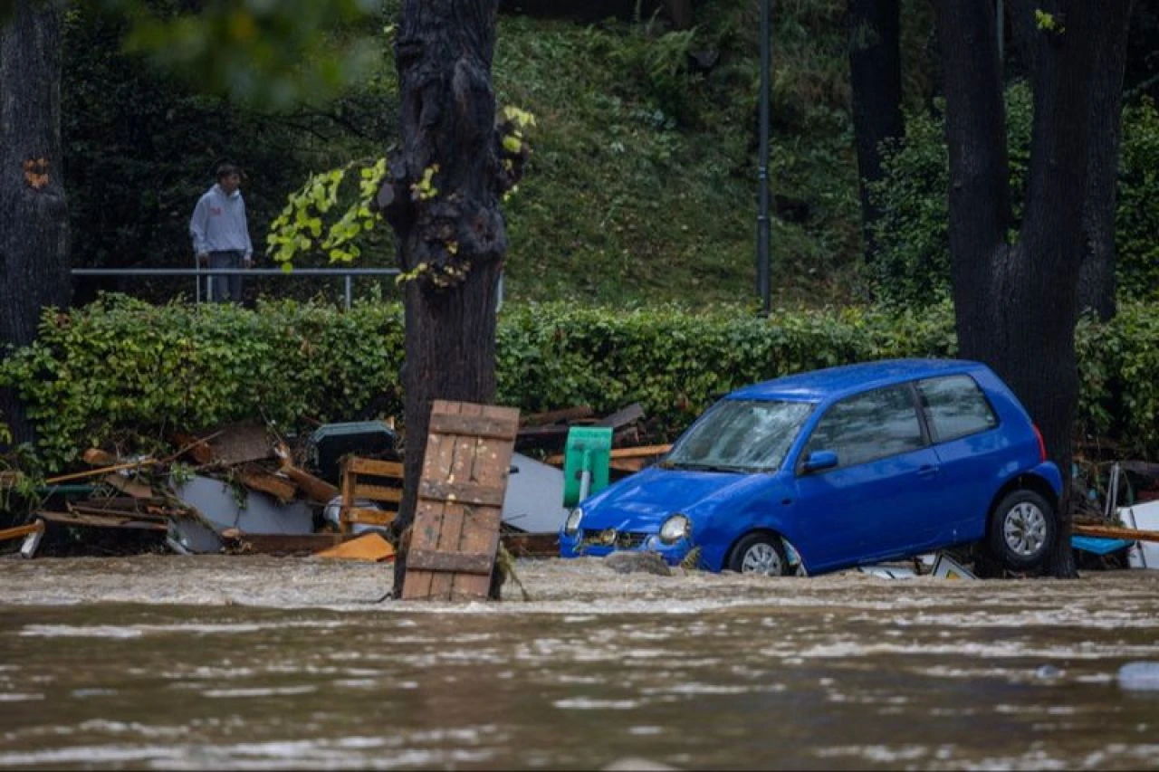Boris fırtınası Avrupa'yı darmadağın etti: Ölü ve kayıp sayısı artıyor!