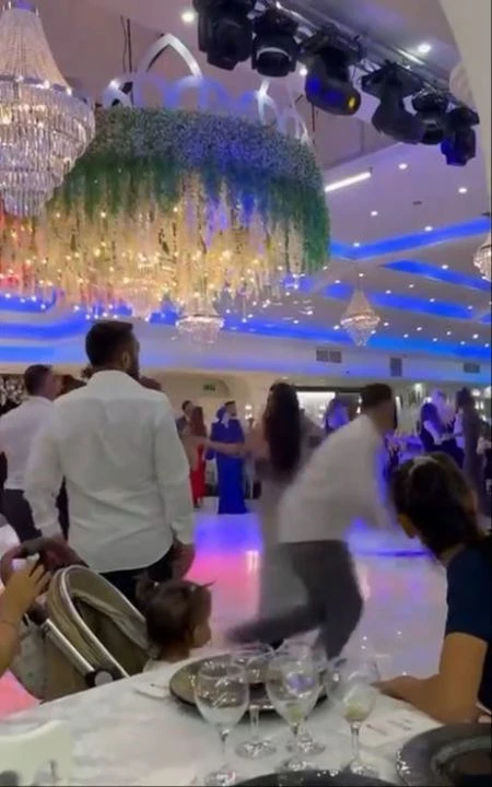 Düğün salonuna patlayıcı attı! Korku dolu anlar kamerada