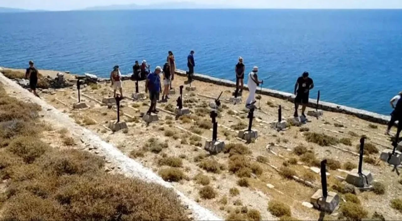 'Şeytan Adası' karanlık geçmişe sahip ürkütücü binayla kalakaldı! Ülke ikiye bölündü - 4. Resim