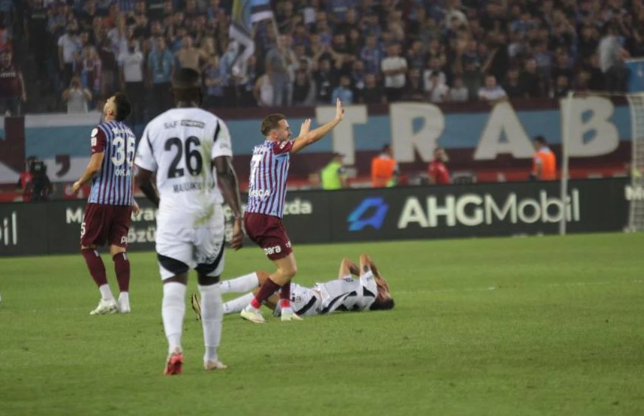 Trabzonsporlu Edin Visca'dan kırmızı kart özrü