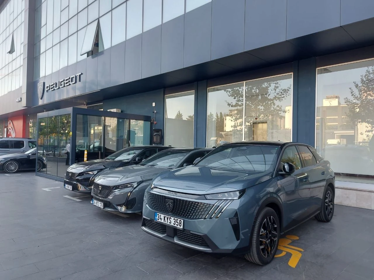 Yeni Peugeot 3008 artık Türkiye yollarında! Elektrikli versiyona büyük ilgi - 2. Resim