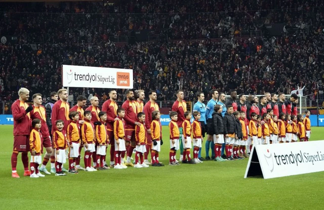 Galatasaray erteleme maçında Gaziantep FK'yı konuk ediyor! Muhtemel 11'ler