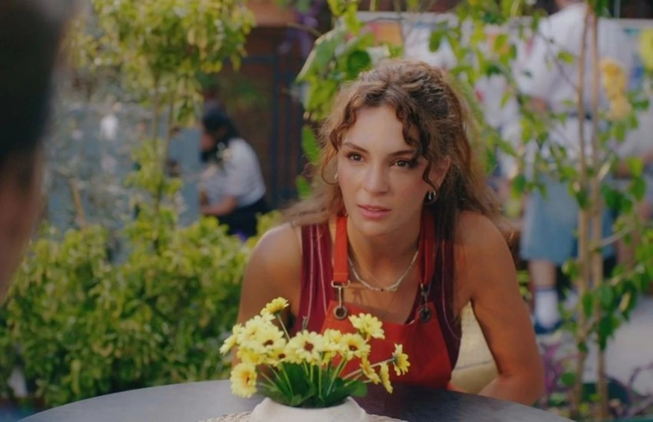 Murat Yıldırım ve Ebru Şahin'den Erik Dalı performansı - 2. Resim