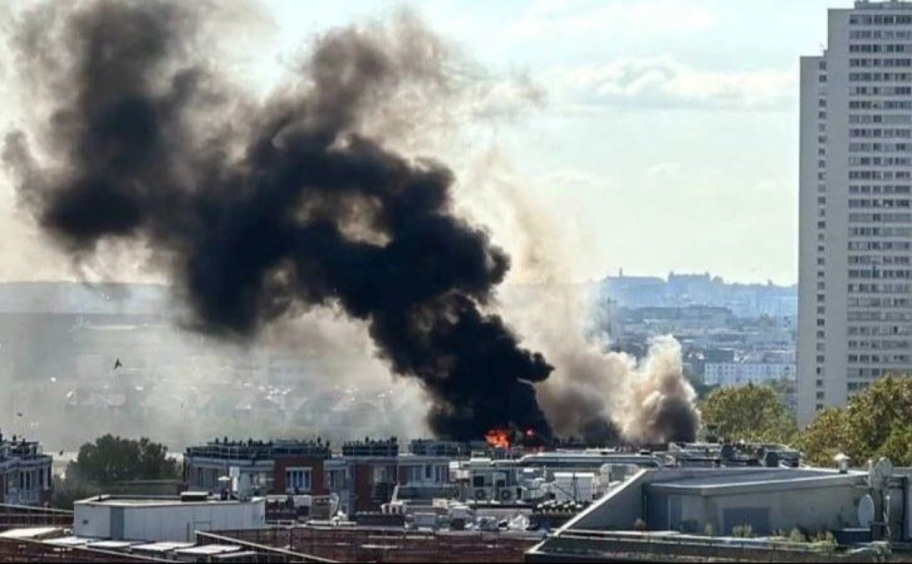 Son dakika | Paris'te korkutan patlama! - 2. Resim