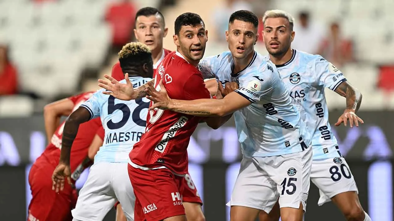 Süper Lig'de 5. hafta sona erdi! Lider değişmedi - 1. Resim