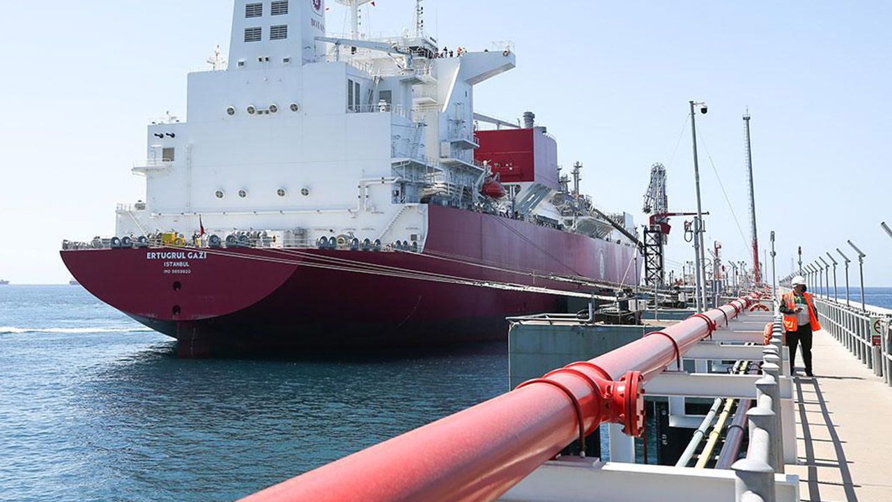 Fiyatları düşürecek dev anlaşma! BOTAŞ ile TotalEnergies arasında 10 yıllık LNG imzası atıldı