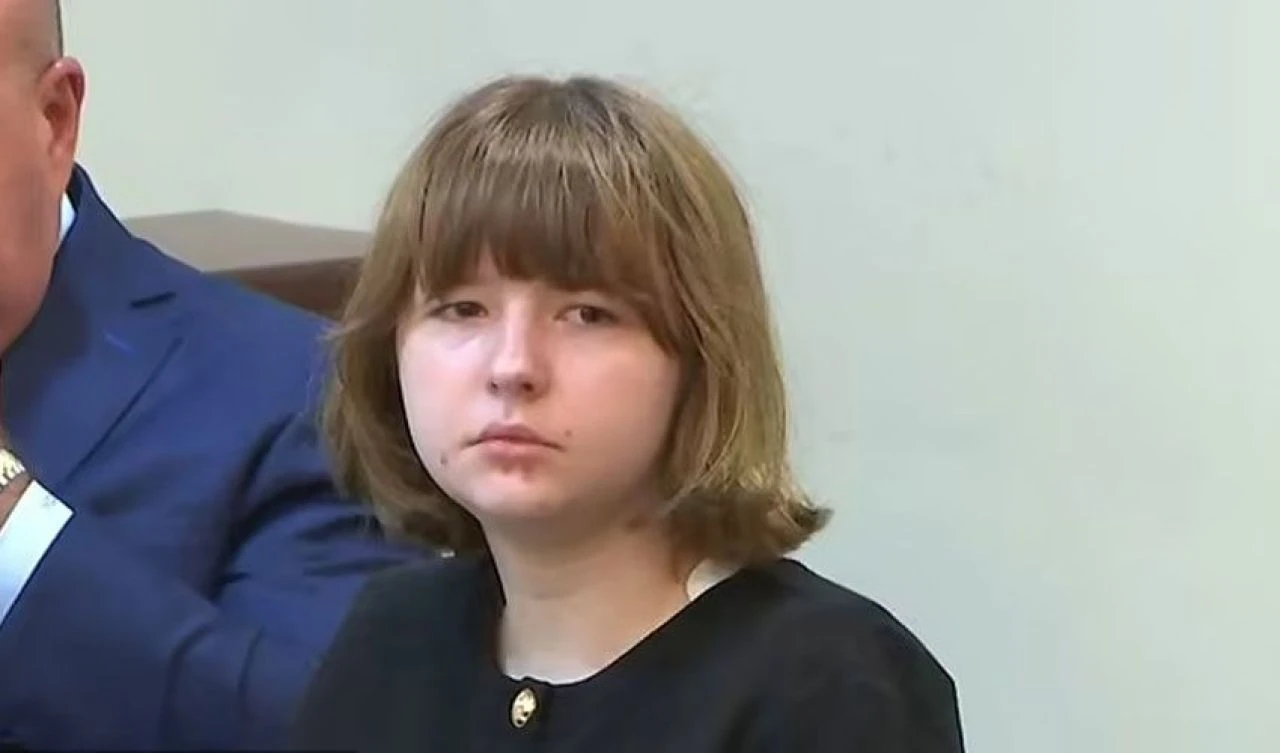 Annesini öldürüp üvey babasını eve çağırdı! 15 yaşındaki çocuğun korkunç planı