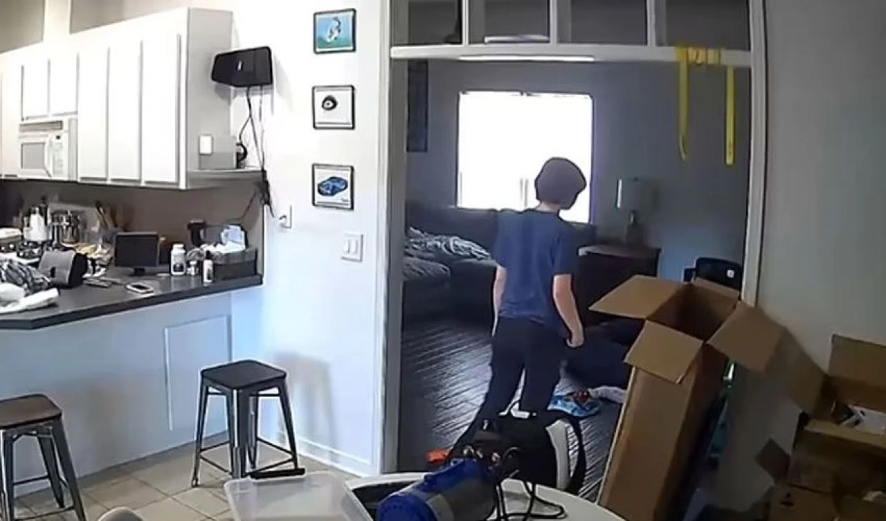 Annesini öldürüp üvey babasını eve çağırdı! 15 yaşındaki çocuğun korkunç planı