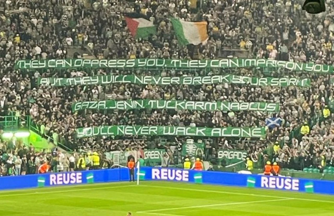 Celtic taraftarları baskılara boyun eğmiyor: Filistin'e destek Şampiyonlar Ligi maçında da sürdü