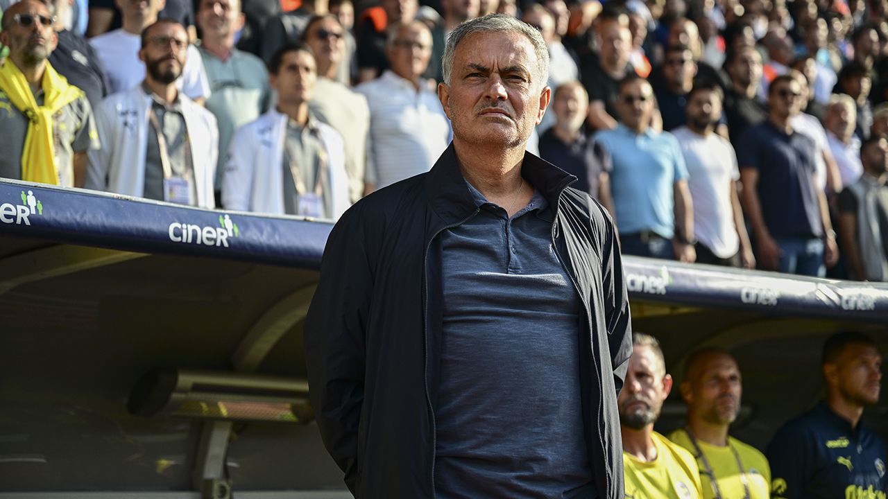 Fenerbahçe'de Jose Mourinho, Galatasaray derbisi 11'ini belirledi! Forvette sürpriz tercih