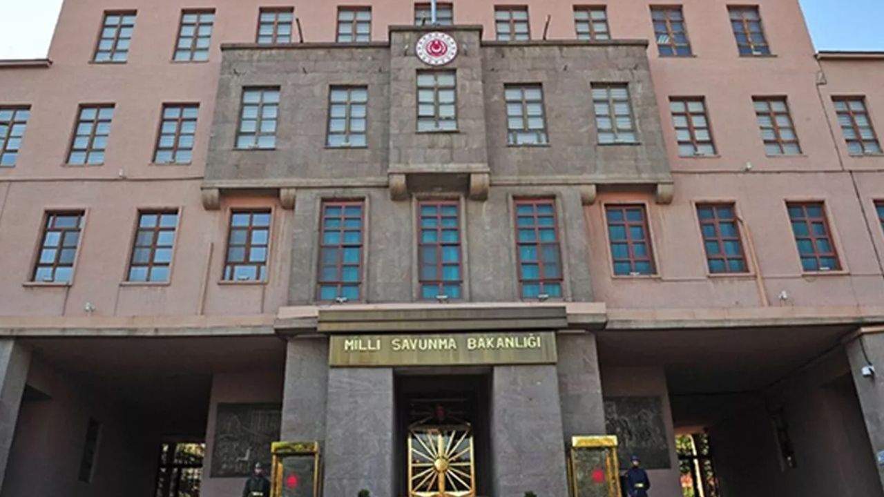 Lübnan&#039;da patlatılan çağrı cihazları ile telsizler dünyayı ayağa kaldırdı! MSB&#039;den açıklama geldi: Türkiye için risk var mı?