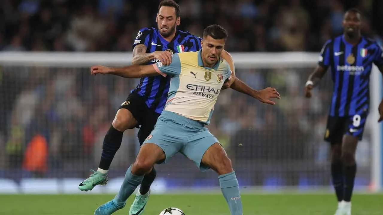 Şampiyonlar Ligi'nde Nuri Şahin'in Dortmund'u galibiyetle başladı: İşte günün sonuçları - 3. Resim