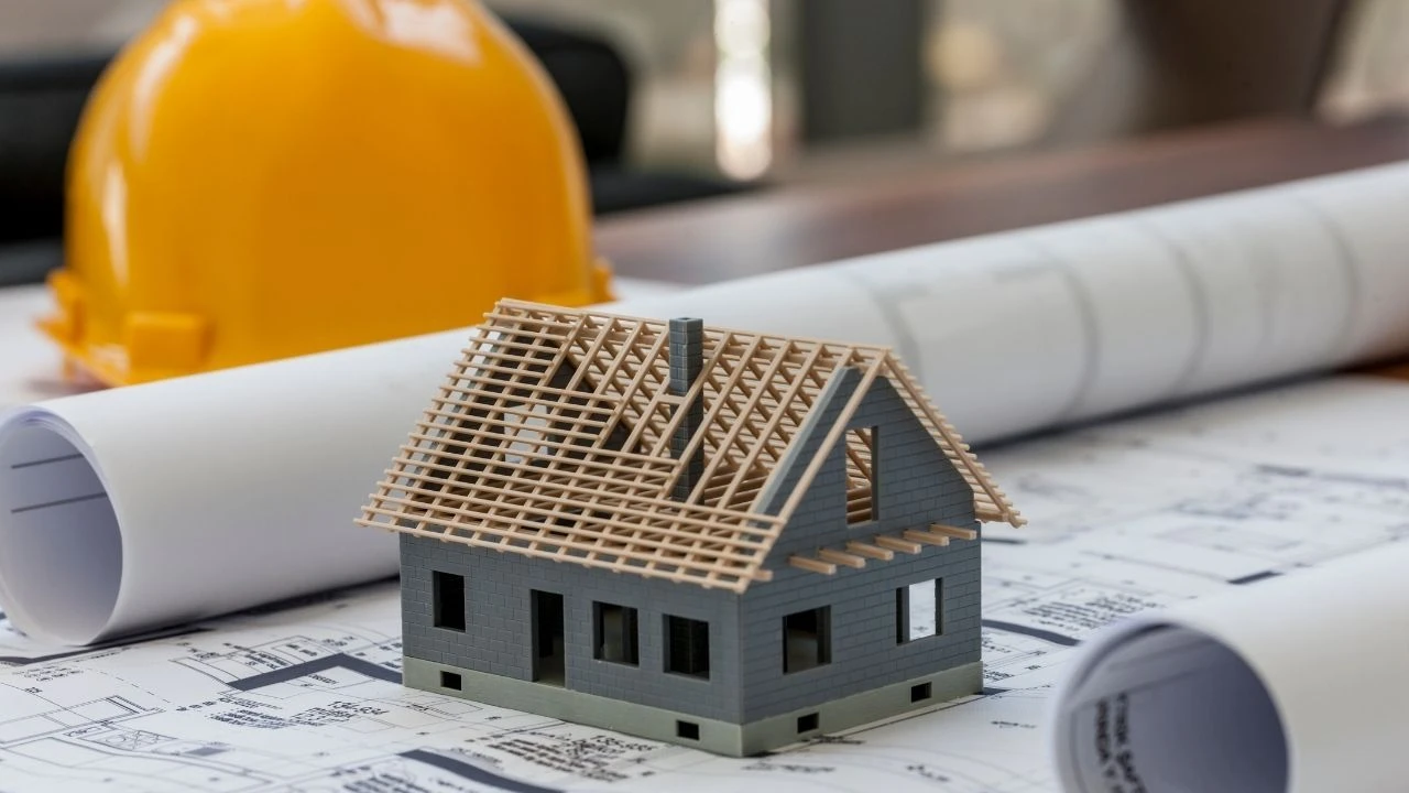 Ufukta faiz indirimi var! Konut fiyatlarının gideceği yön belli oldu: Ev alacaklar için kritik uyarı