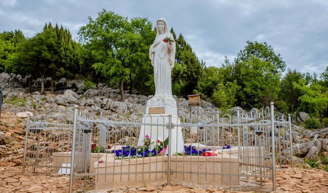 Vatikan 15 yıllık çalışmasını tamamladı! 43 yıllık sırrı açıklamaya hazırlanıyor - 3. Resim