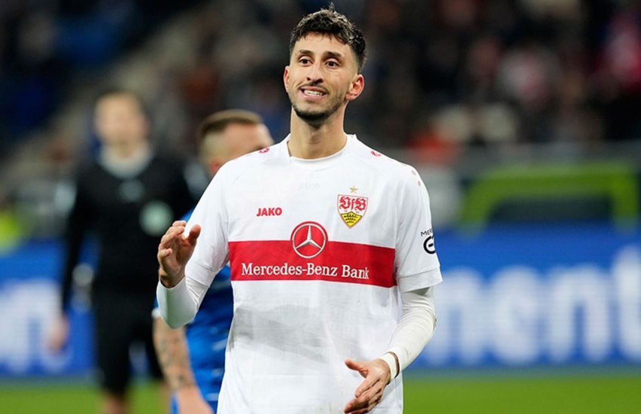 Atakan Karazor, VfB Stuttgart takımında forma giyiyor - 1. Resim