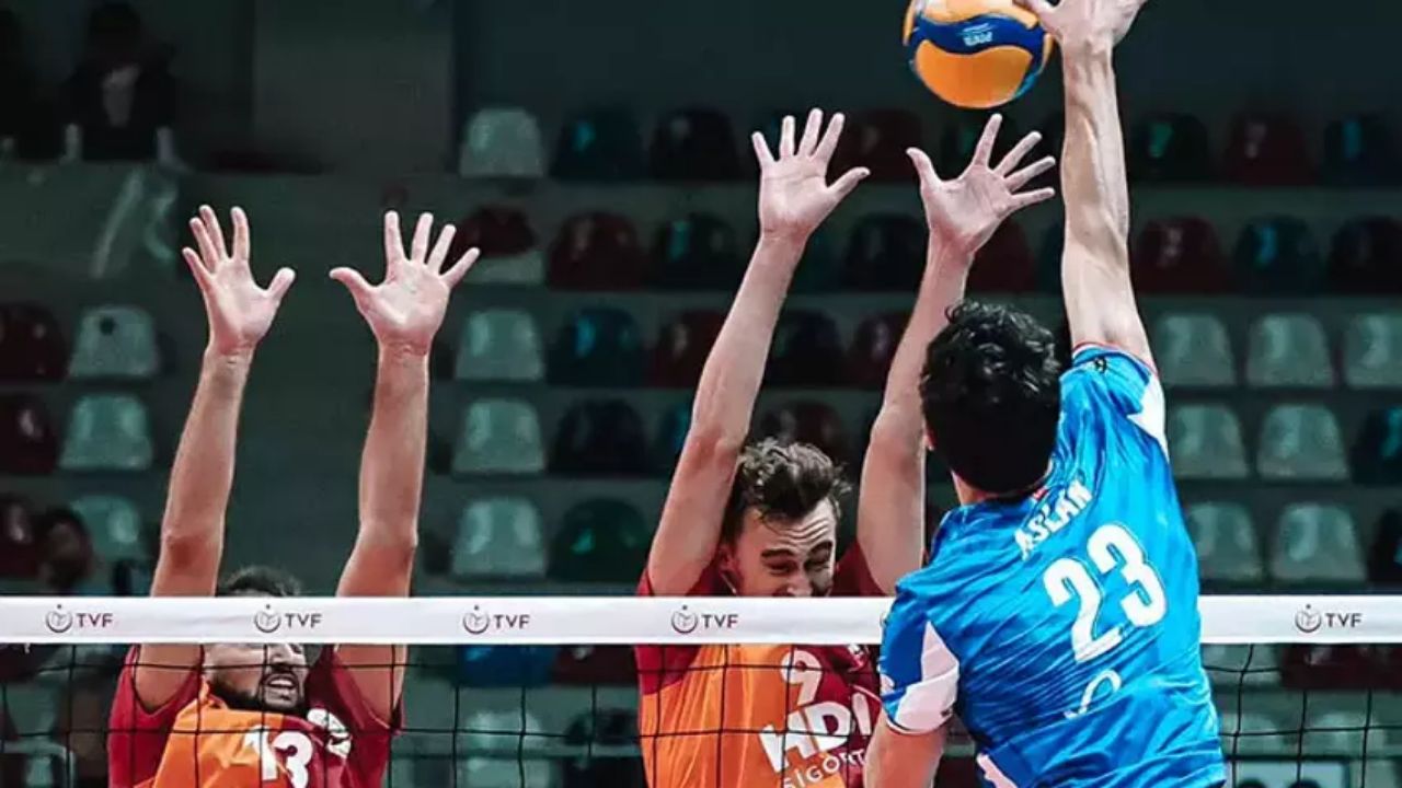 Galatasaray HDI Sigorta, Halkbank’ı 3-0 yendi!