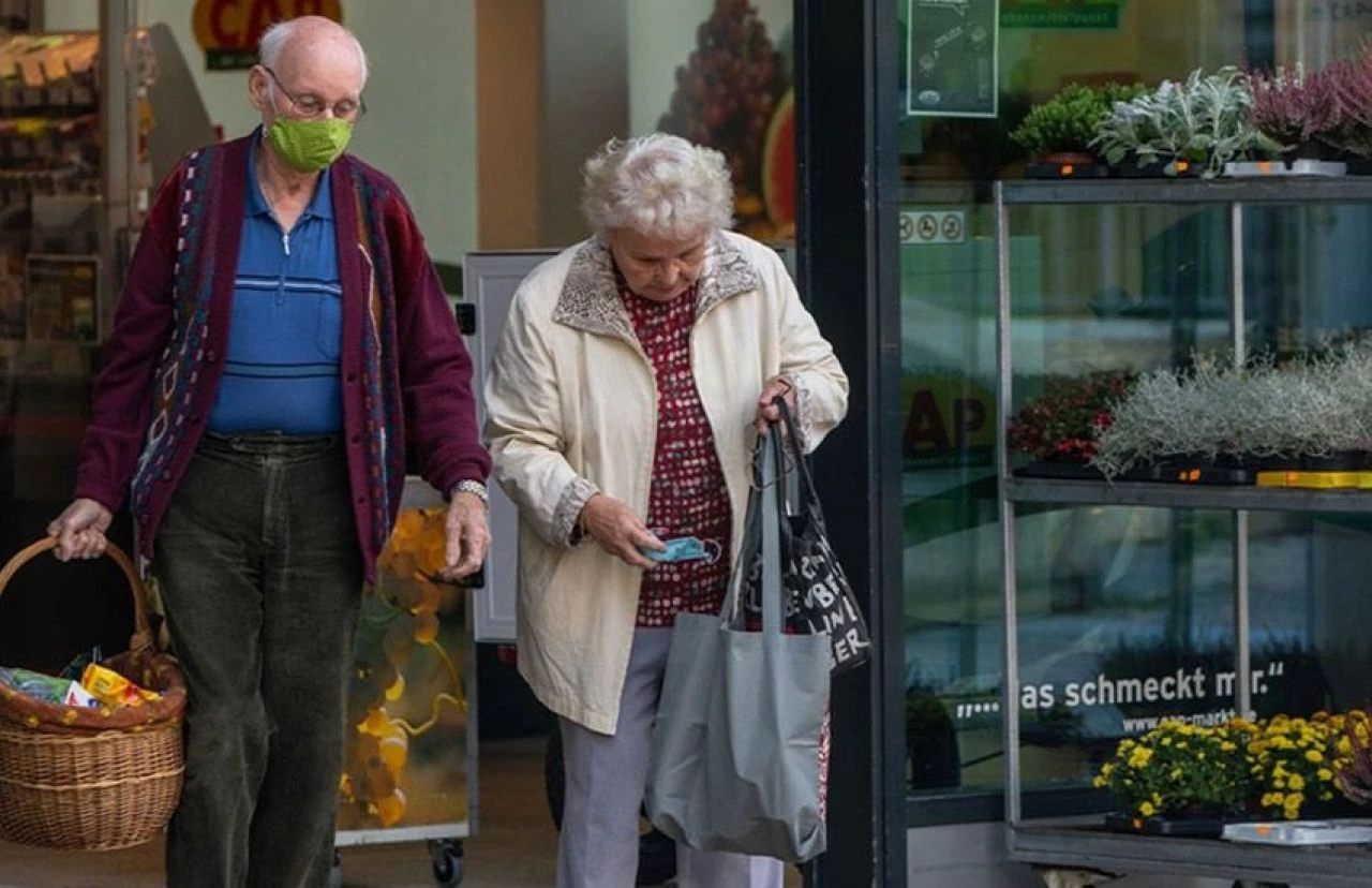 Çalışan emeklileri ilgilendiren detay! ABD'de emekli vatandaş işten kovuldu, uzmanlar haklarını sıraladı - 2. Resim