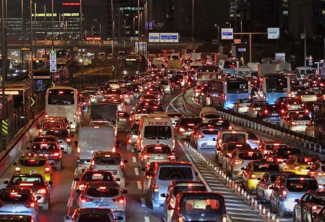 Benzine bir zam daha geliyor! İşte 22 eylül benzin, motorin ve LGP fiyatları