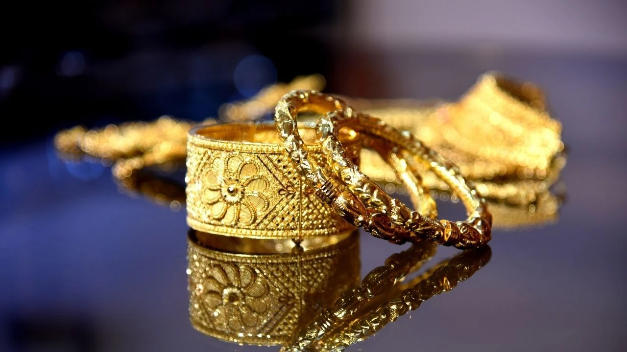 Altın fiyatlarında benzeri görülmemiş ralli! Kapalıçarşı bir kez daha rekorlara ev sahibi: Mehmet Ali Yıldırımtürk yerinde anlattı - 4. Resim