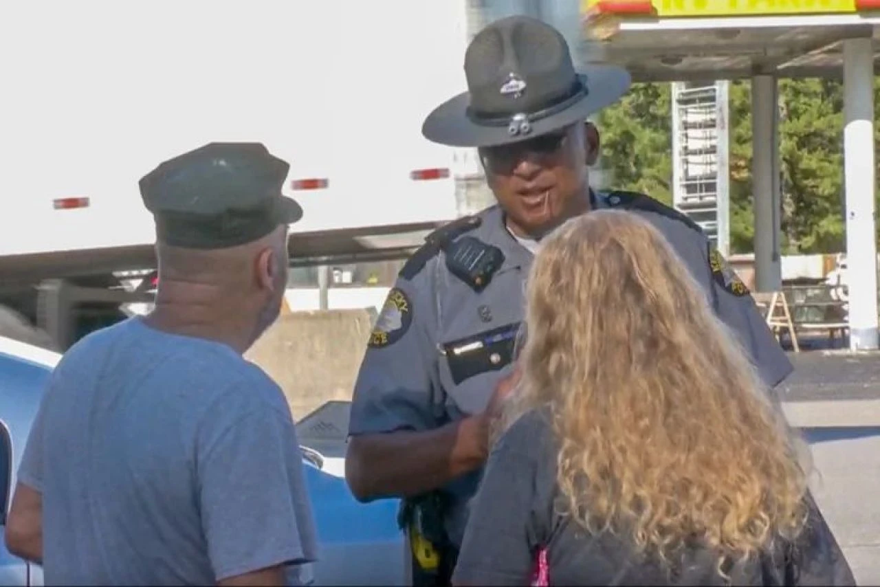 Canlı yayında ceset bulan YouTube fenomenlerine para ödülü! Polis gerçekleri ortaya çıkardı - 3. Resim