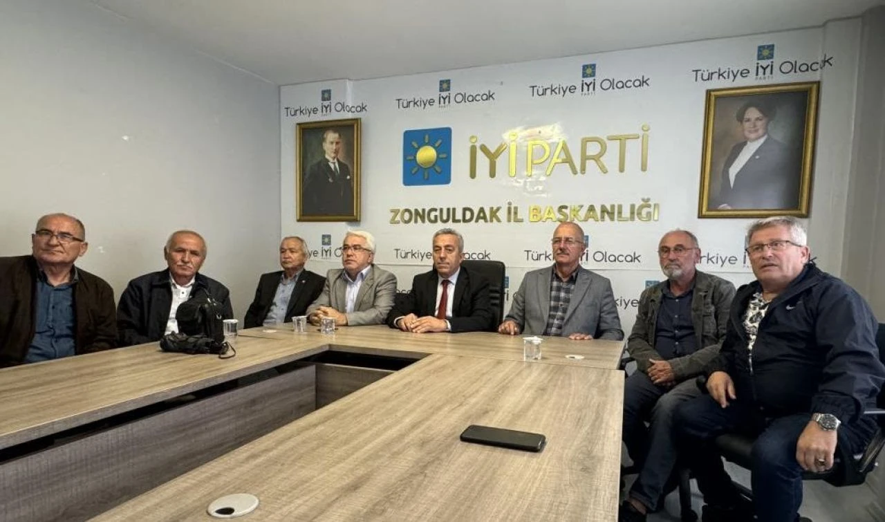 İYİ Parti'de deprem! Zonguldak İl Başkanı ve yönetim kurulu üyeleri istifa etti - 1. Resim