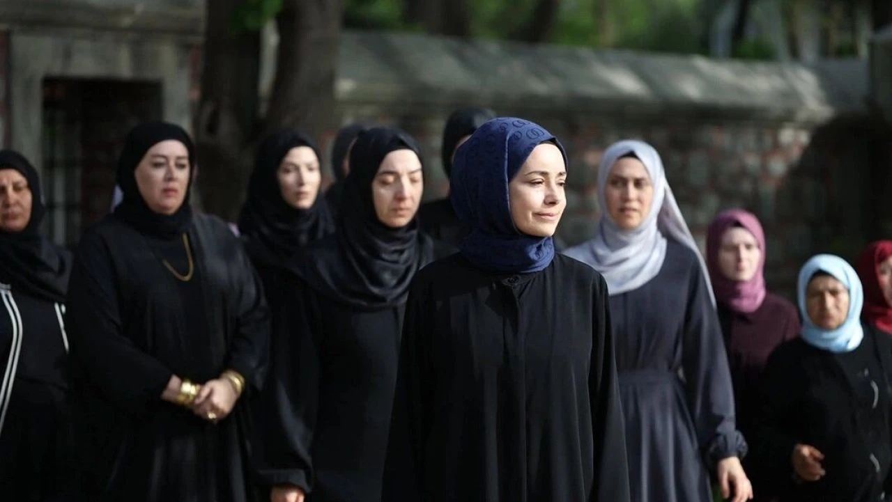 Kızıl Goncalar dizisinden daha ilk bölüm yayımlanmadan kötü haber geldi