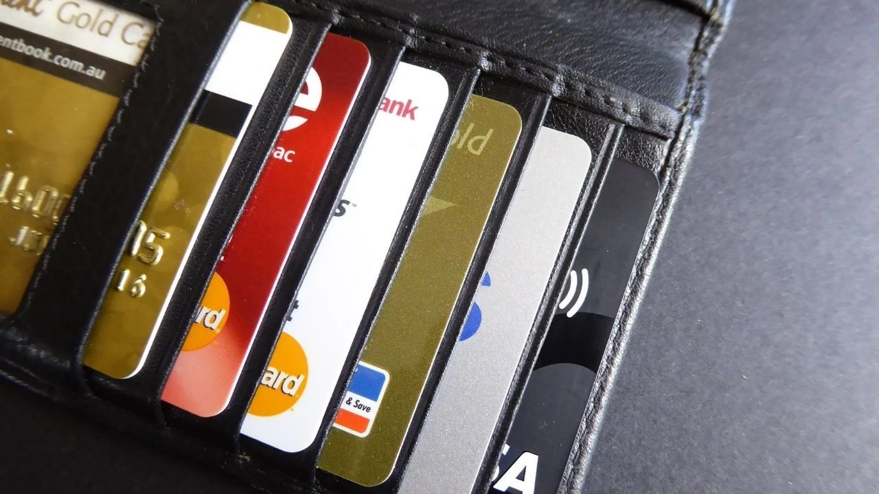 Kredi kartı kullanımında yüzde 78'lik artışın nedeni belli oldu! Merkez Bankası ekonomistleri inceledi - 2. Resim