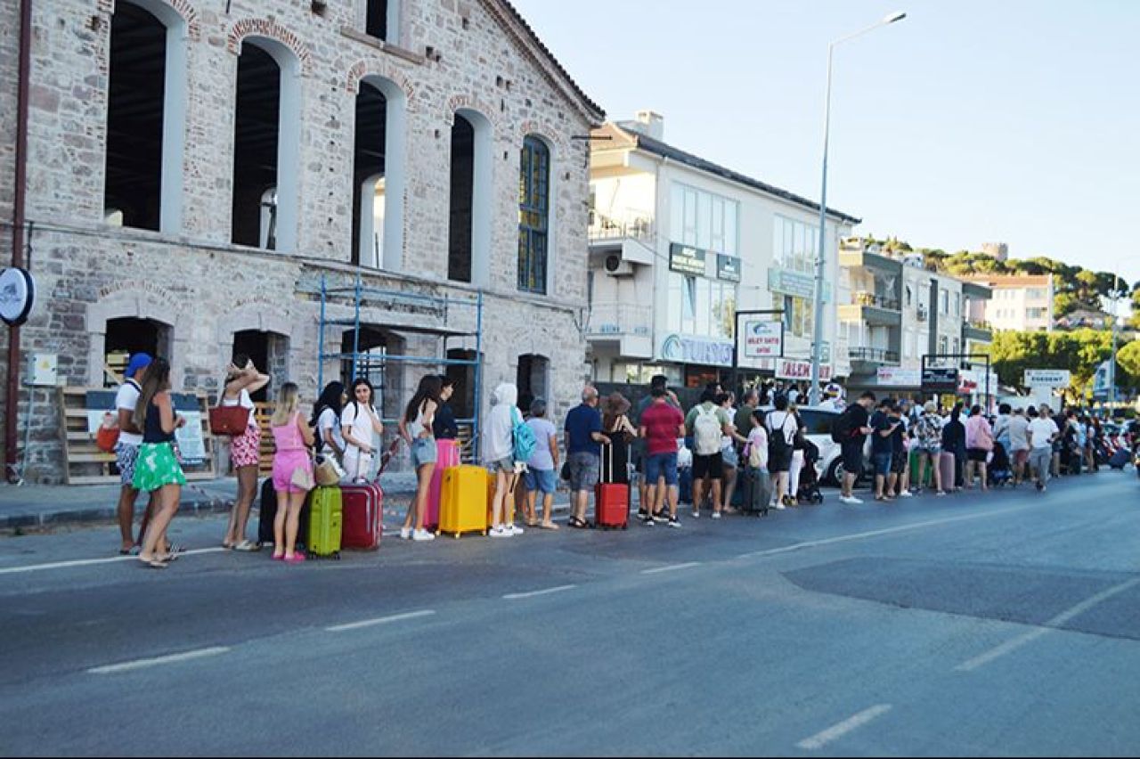 Midilli adası kuyruğu