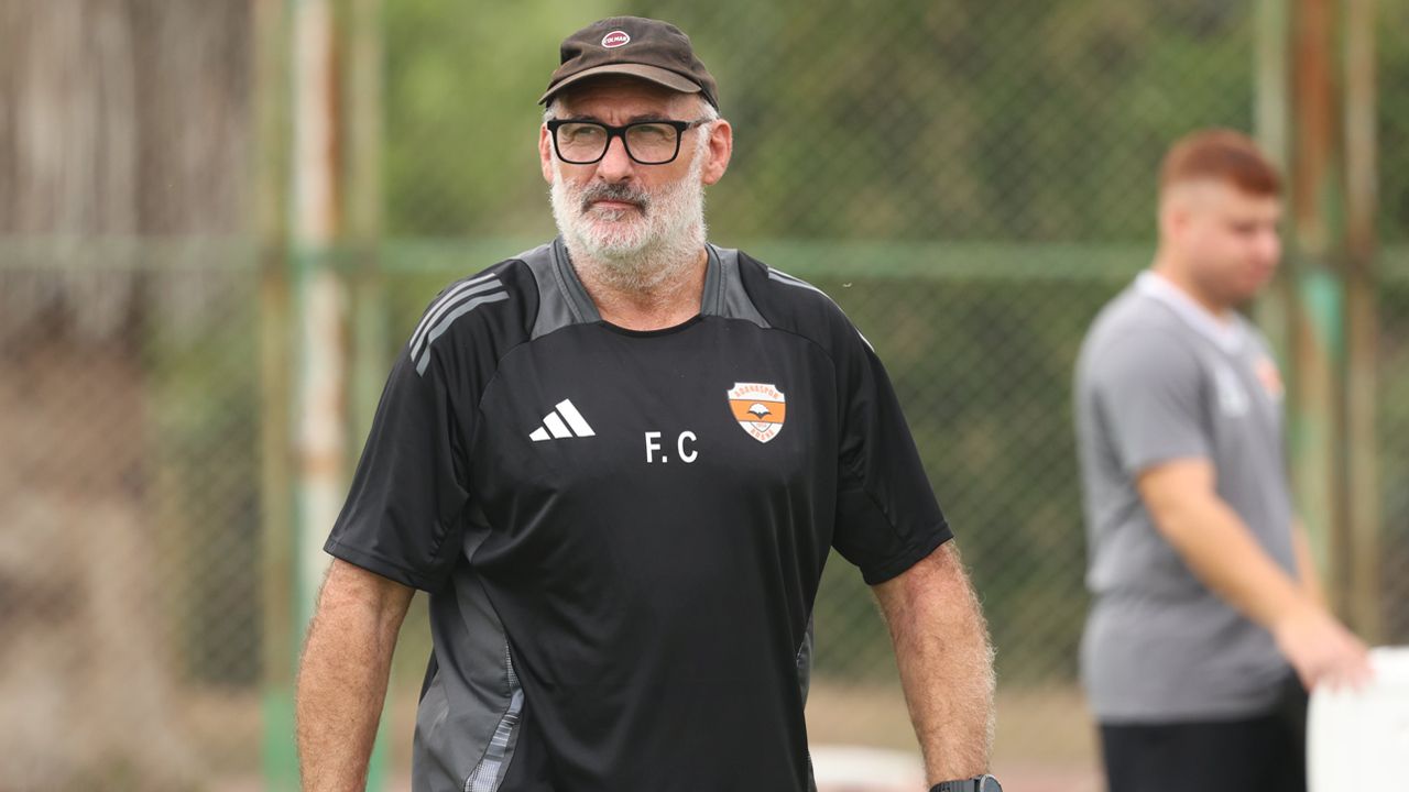 Adanaspor, François Ciccolini ile yollarını ayırdı