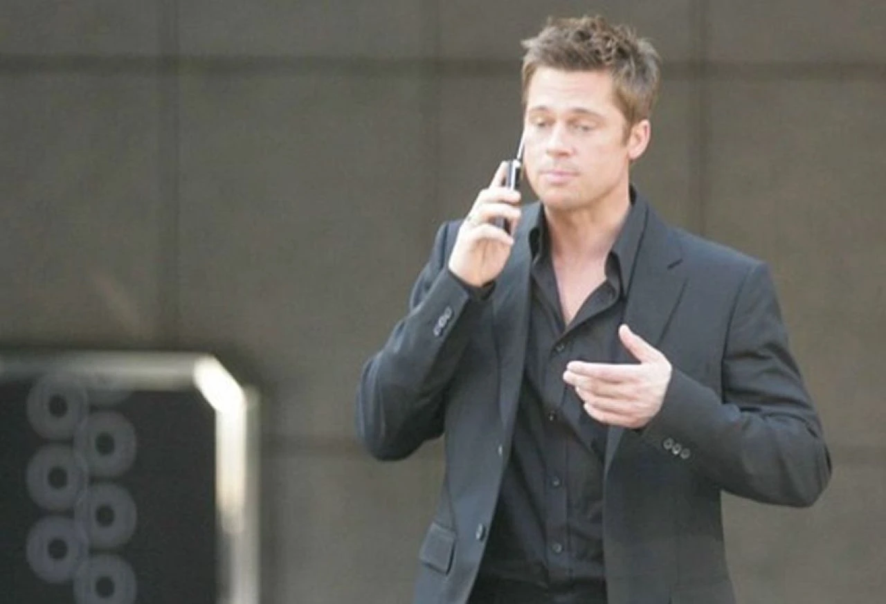 Dolandırıcılar bu kez Brad Pitt oldu! Kadınlardan 12 milyon 300 bin lira topladılar