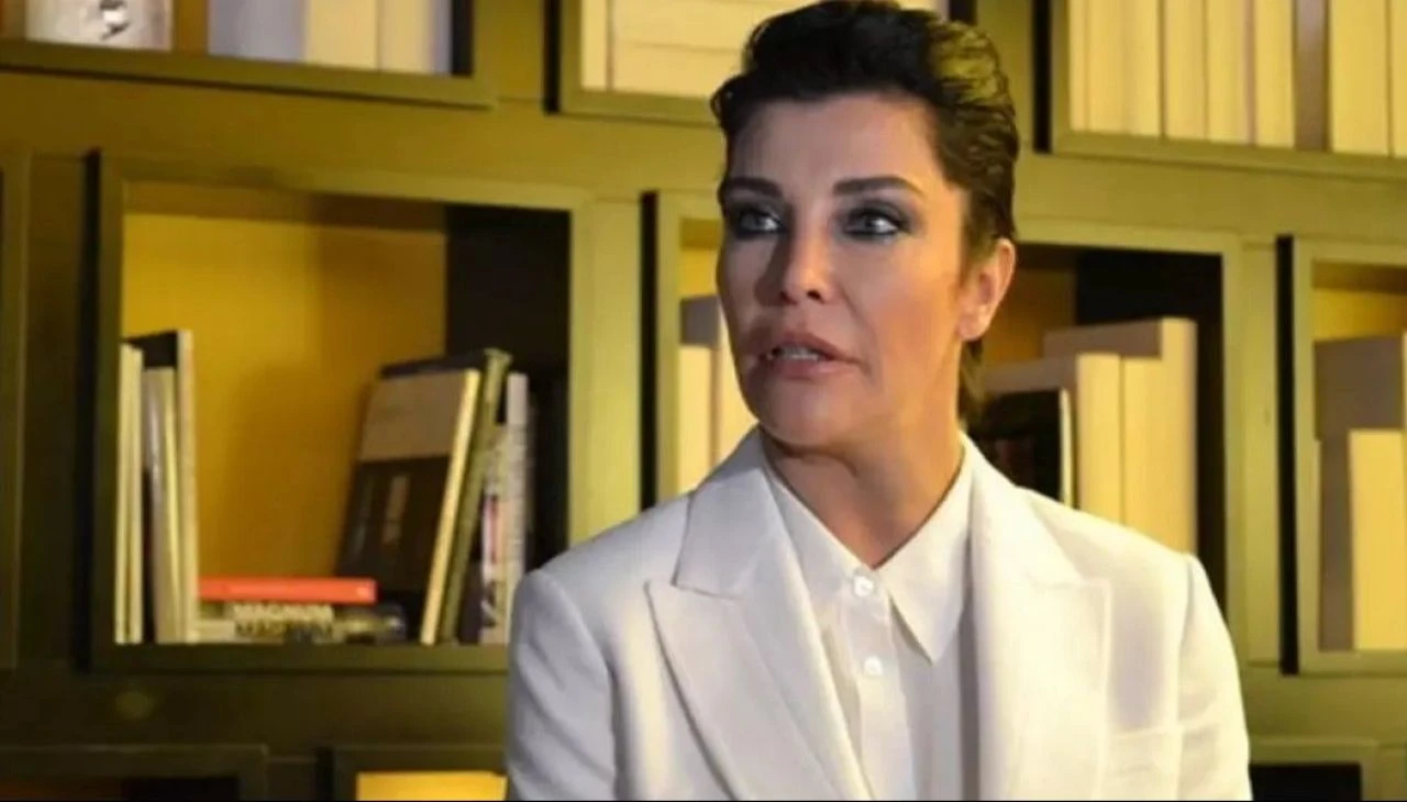 Deniz Akkaya babasını kaybetti: "Annemi öldürdün, sıra bana geldi" demişti - 1. Resim