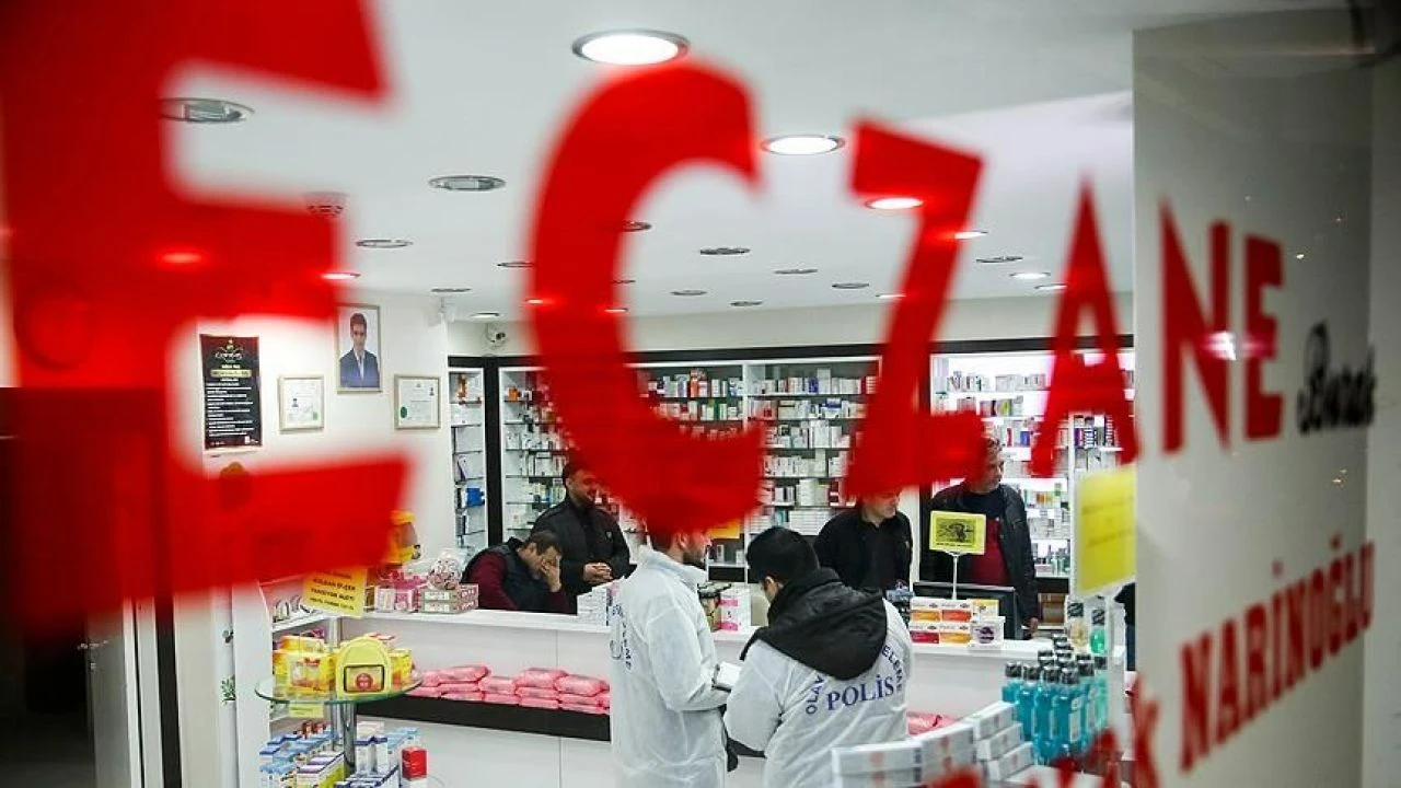 Eczacılar Günü Türkiye'de 14 Mayıs'ta, dünyada ise 25 Eylül'de kutlanıyor