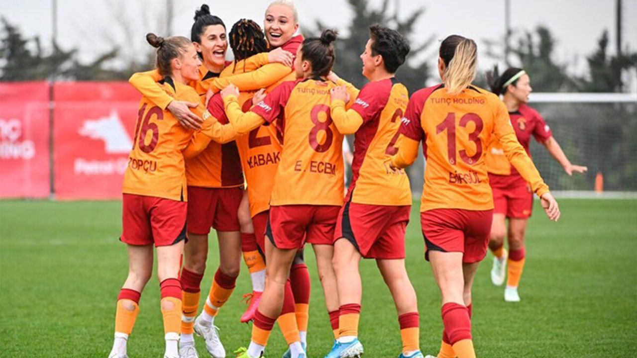 Galatasaray Petrol Ofisi Kadın Futbol Takımı, Şampiyonlar Ligi&#039;nde boy gösterecek!