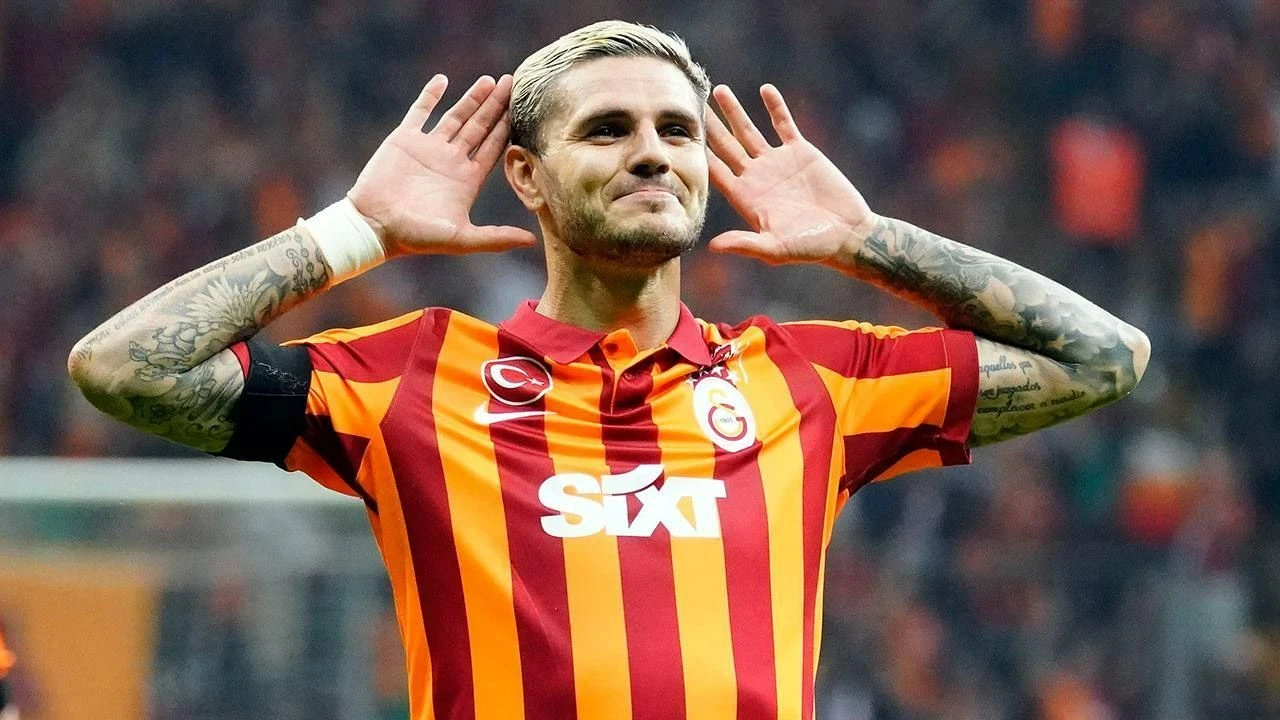 Osimhen Galatasaray'ın Avrupa Ligi maçlarında oynayacak