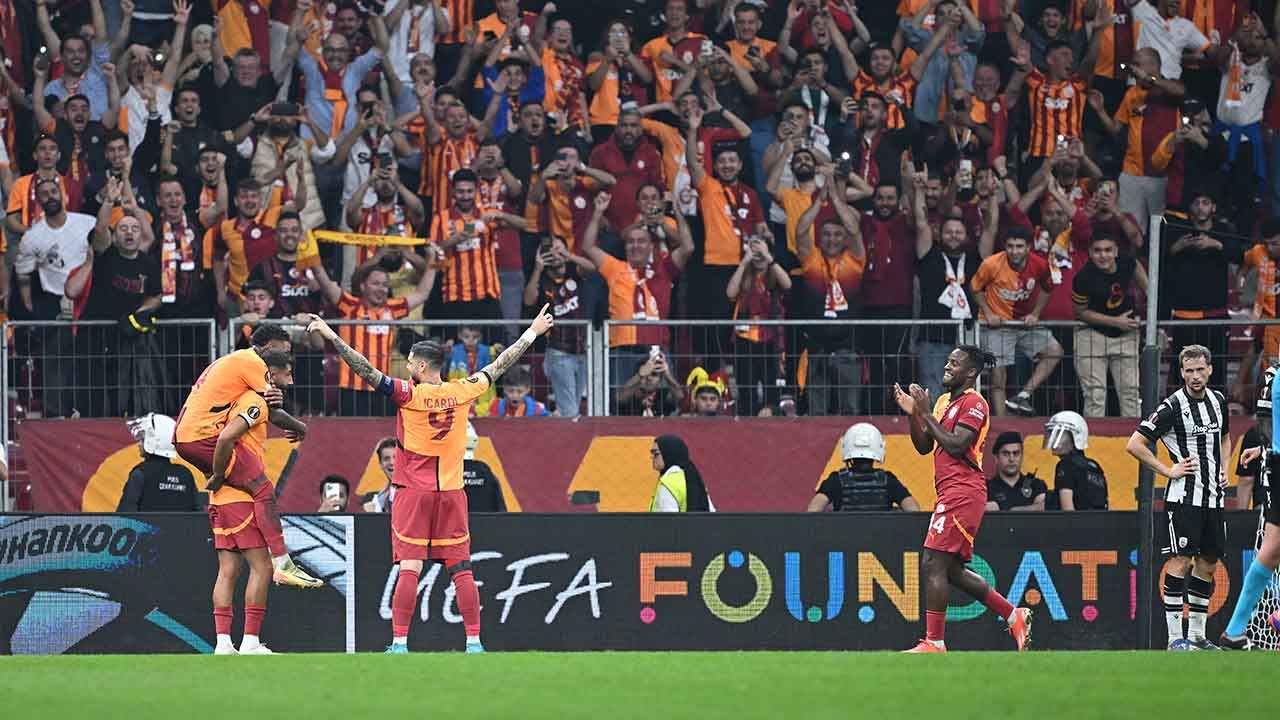 Galatasaray&#039;dan maç sonu PAOK&#039;a gönderme: Burası İstanbul!