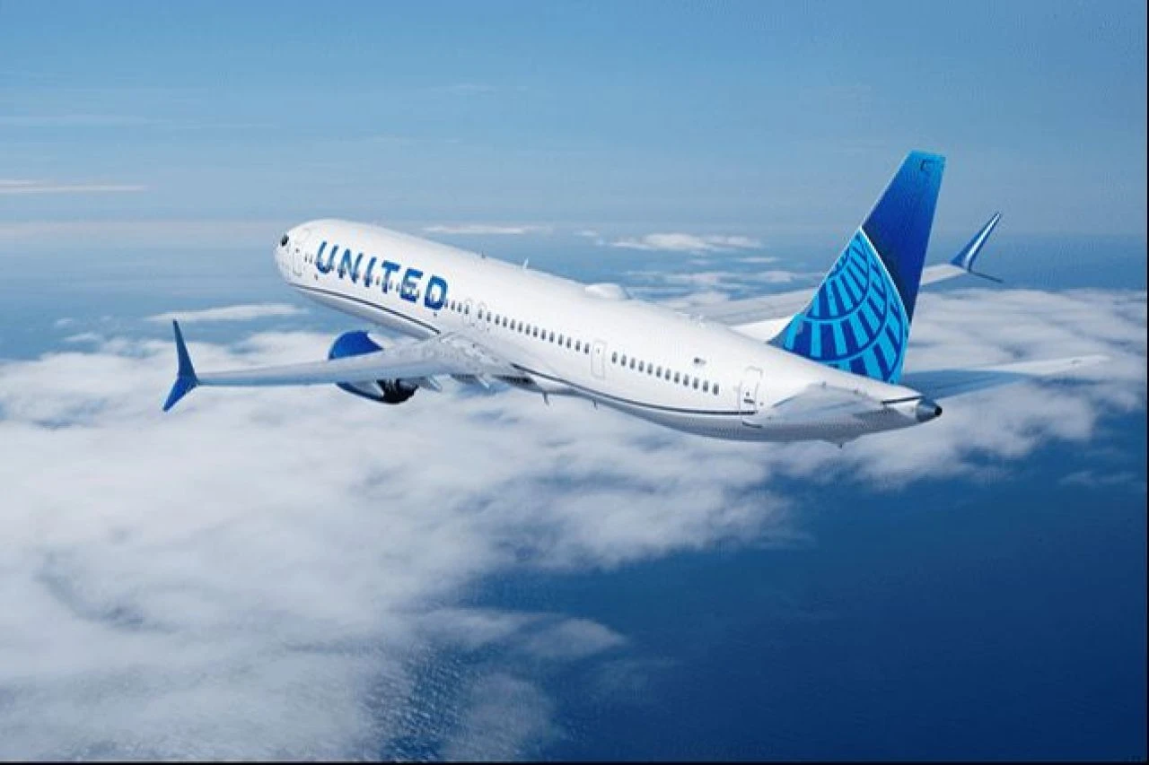 Havada facianın eşiğinden pilotun manevrası sayesinde dönüldü: 2 yolcu yaralandı