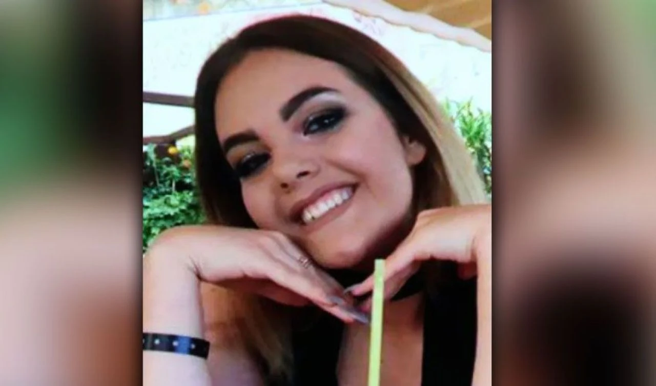 Kazada hayatını kaybeden genç kızın mezarına vandallık: Tüyleri diken diken eden yazı yazıldı - 1. Resim