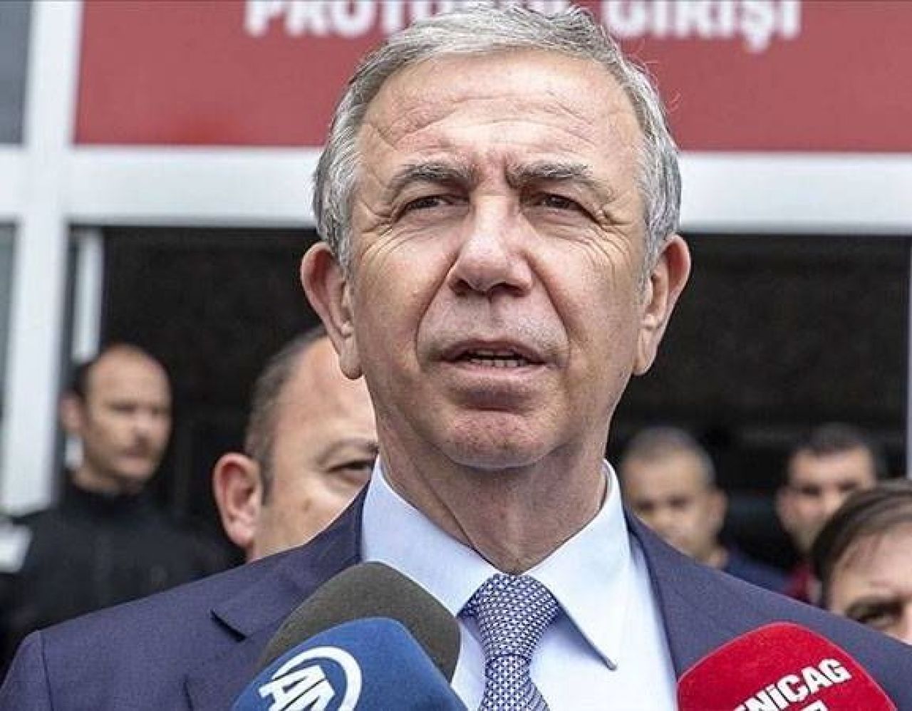 Mansur Yavaş'tan cumhurbaşkanı adaylığı ve 'ahmak davası' mesajı: Ekrem İmamoğlu'nun yanındayız - 2. Resim