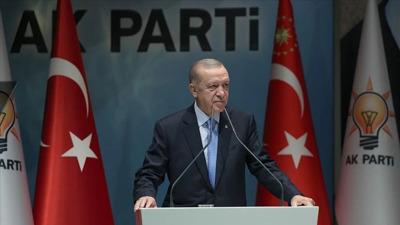 Cumhurbaşkanı Erdoğan yeni bir meydan okuma ile sahaya iniyor! "2025 milat olacak..."