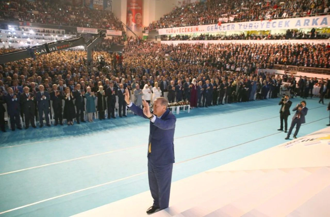 Cumhurbaşkanı Erdoğan yeni bir meydan okuma ile sahaya iniyor! "2025 milat olacak..."