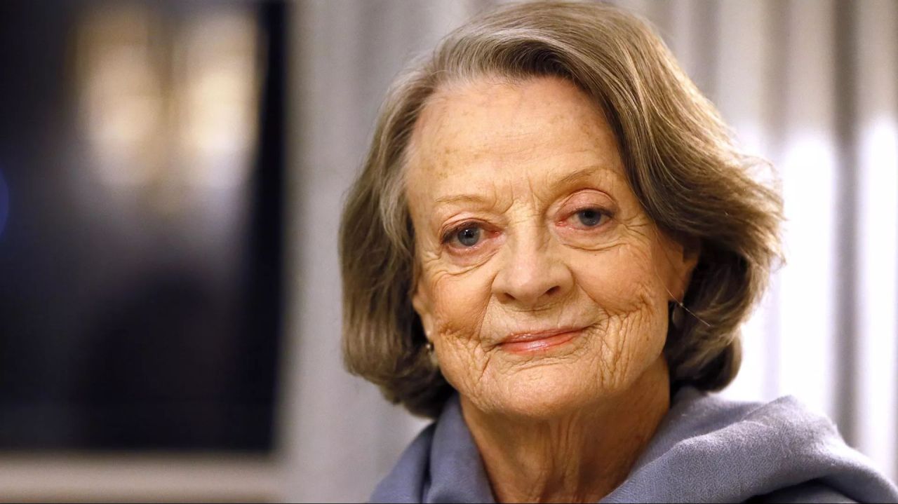 Dünya onu Harry Potter filminde McGonagall ile tanımıştı! Maggie Smith hayatını kaybetti - 2. Resim