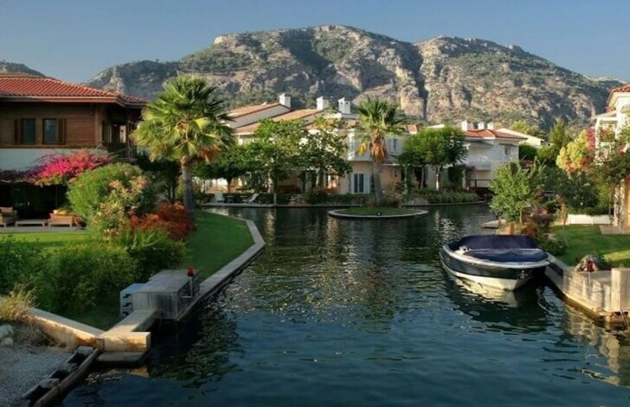 Emekli olunca yaşanacak yerler! Dingin plajları, tarihi ve doğasıyla mest ediyor - 3. Resim