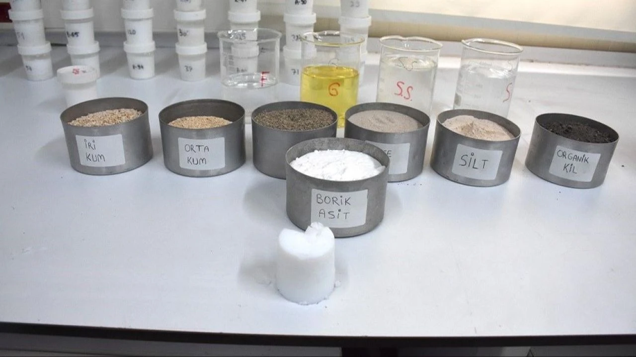 Türkiye'nin deprem sorununa merhem olacak sıvı üretildi! Anında etki ediyor: Tüm bölgelerde uygulanmaya başlanacak - 7. Resim