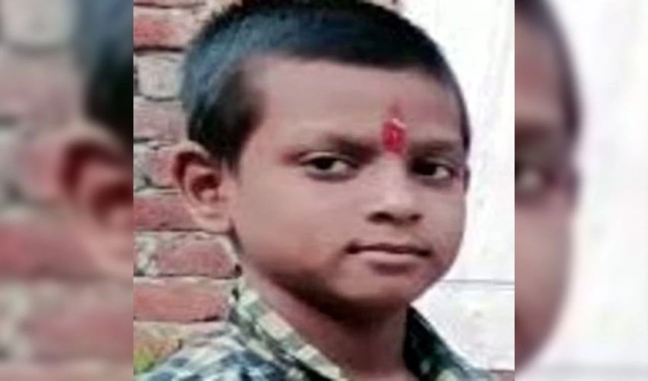 Hindistan'da kan donduran vahşet! Okulun başarısı için küçük çocuğu kaçırıp katlettiler - 1. Resim