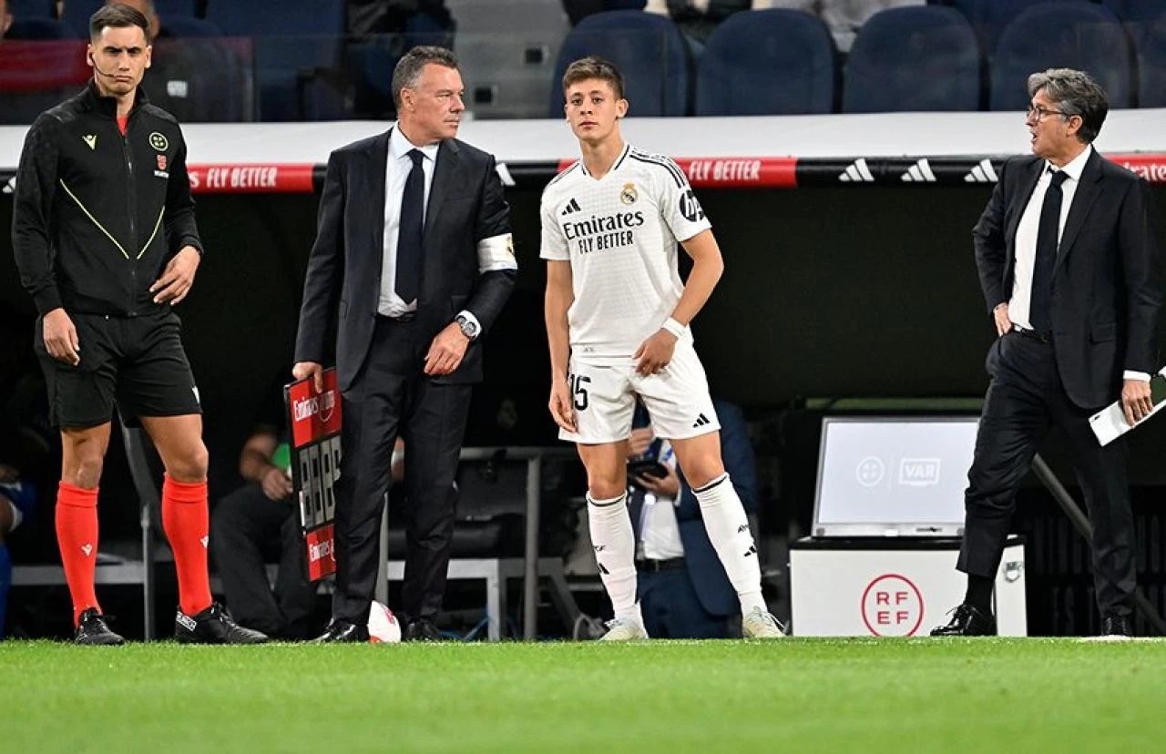 Kylian Mbappe'nin sakatlığı Arda Güler'e yaradı: Real'de Carlo Ancelotti Madrid derbisi için kararını verdi! - 1. Resim