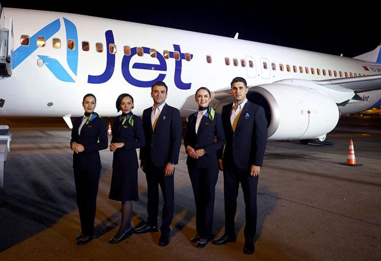 Şehit yakınları ve gazilere yüzde 50 indirimli bilet! AJet indirimli uçak bileti kampanyası başladı - 1. Resim